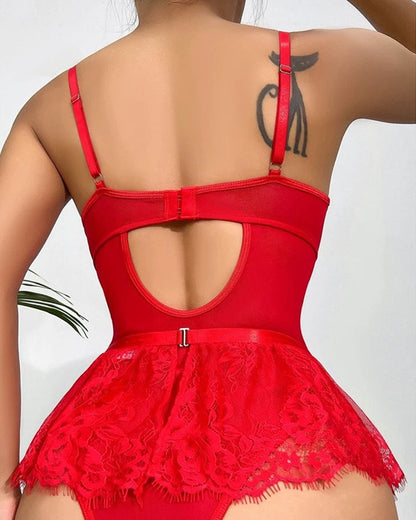 Sexy Lace Heart-shaped Decorated Suspender Nightdress Garter Fishnet Stockings Set